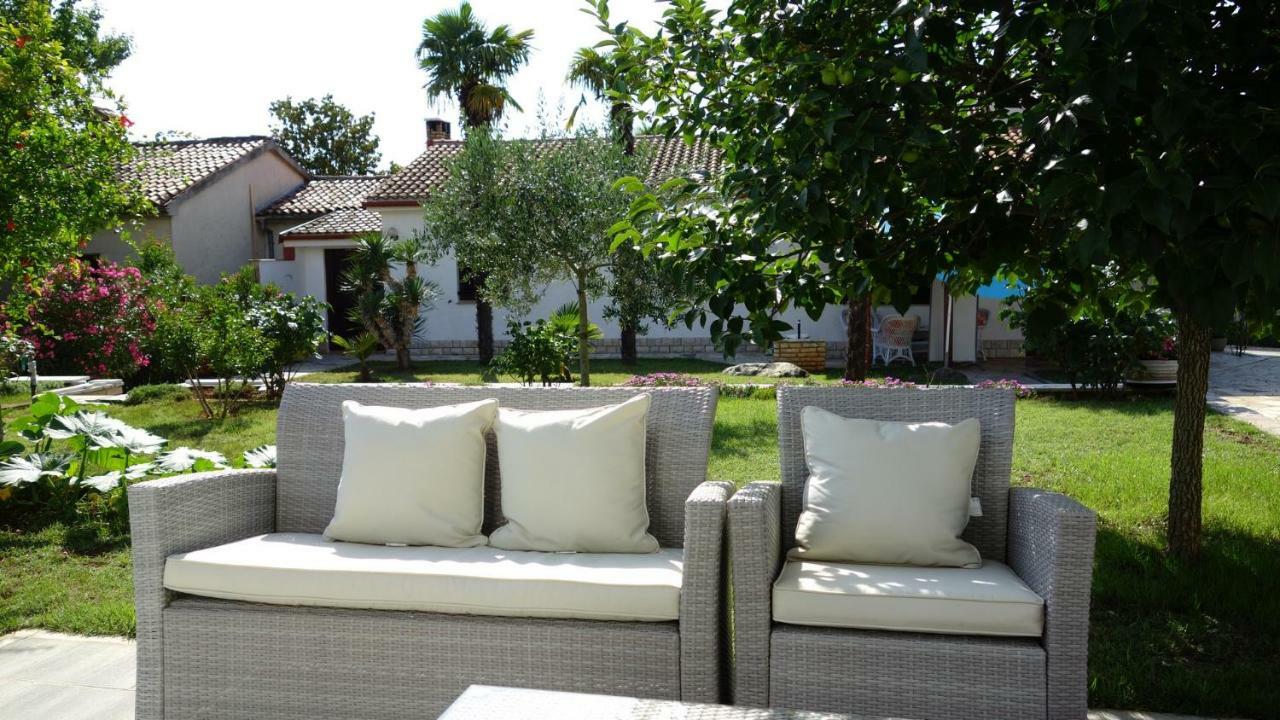 Stancija Vergotini Apartment Porec Exterior photo